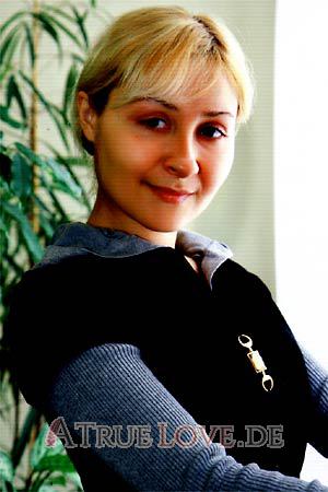 102829 - Victoria Alter: 32 - Russland