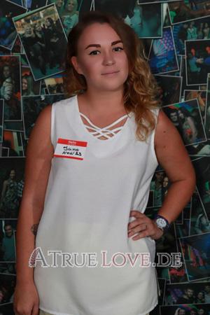 161121 - Jana Alter: 27 - Ukraine