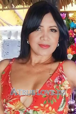 215865 - Xiomara Alter: 48 - Kolumbien