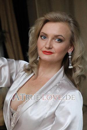 217162 - Iryna Alter: 51 - Ukraine
