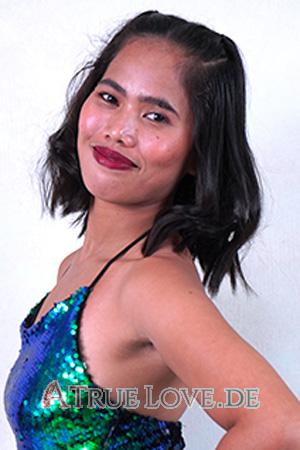 Ladies of Davao Stadt