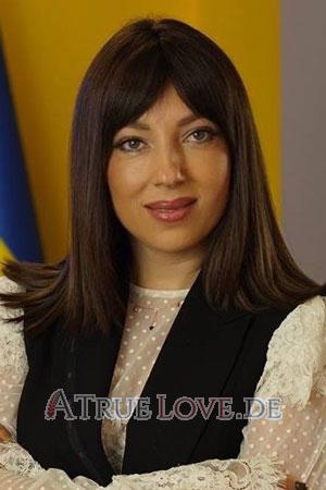 223879 - Oksana Alter: 50 - Ukraine