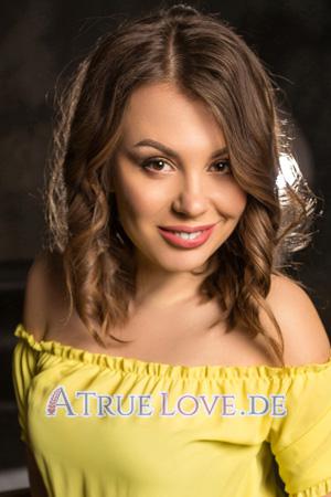 224570 - Elena Alter: 41 - Ukraine