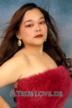 Ladies of Philippinen