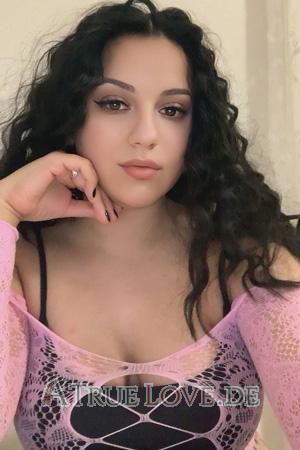 225417 - Alona Alter: 26 - Ukraine