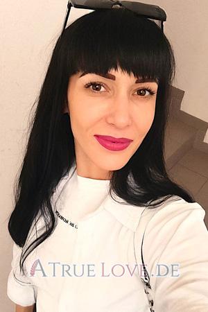 225500 - Yuliya Alter: 43 - Ukraine