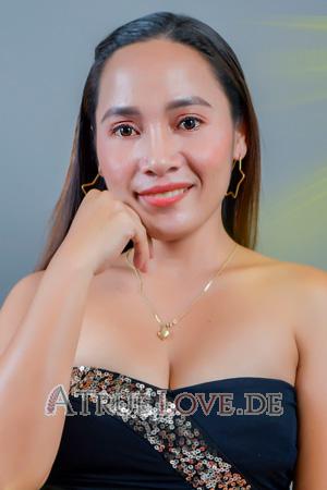 Ladies of Cebu Stadt