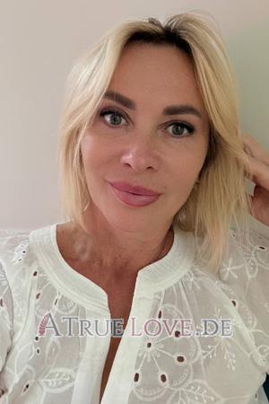 226075 - Julia Alter: 53 - Ukraine