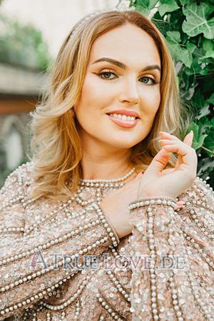 227497 - Oksana Alter: 48 - Ukraine