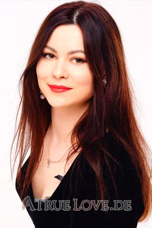 227577 - Anna Alter: 32 - Ukraine