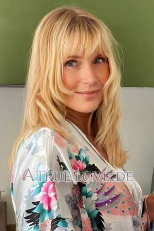 228992 - Svitlana Alter: 56 - Ukraine