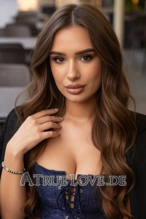 229147 - Mariia Alter: 20 - Ukraine