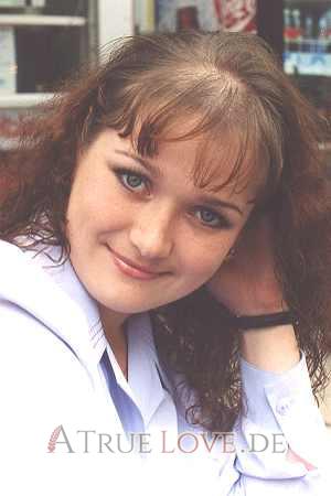 52053 - Nataly Alter: 27 - Russia