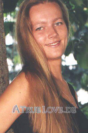 58086 - Olga Alter: 33 - Russia