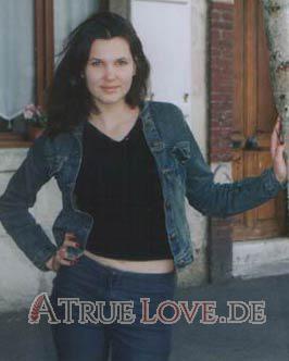 62111 - Lina Alter: 27 - Ukraine