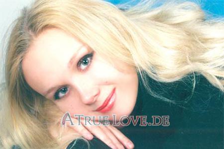 69924 - Olga Alter: 27 - Ukraine