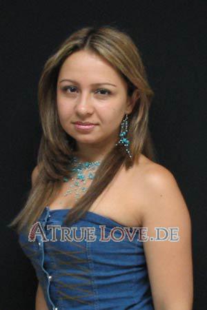 70999 - Veronica Alter: 27 - Kolumbien