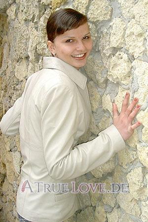 71680 - Marina Alter: 22 - Ukraine