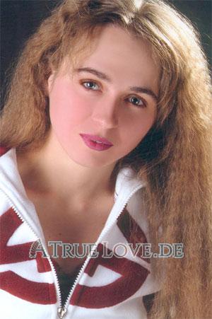 77318 - Marina Alter: 29 - Ukraine