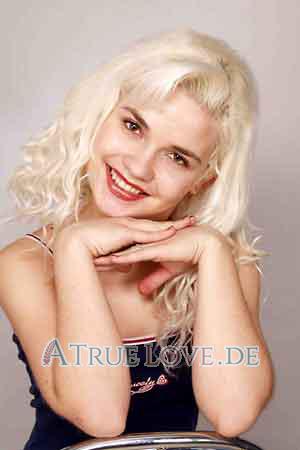 84799 - Anna Alter: 26 - Ukraine