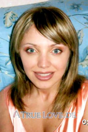 86886 - Polina Alter: 32 - Russland