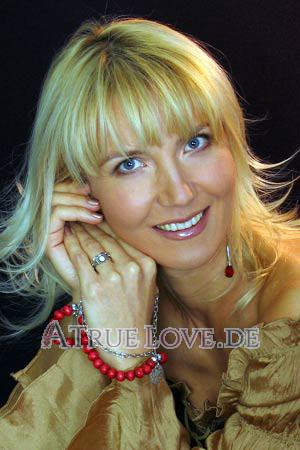 90210 - Lada Alter: 40 - Russland