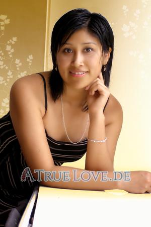 97479 - Emilia Alter: 30 - Peru