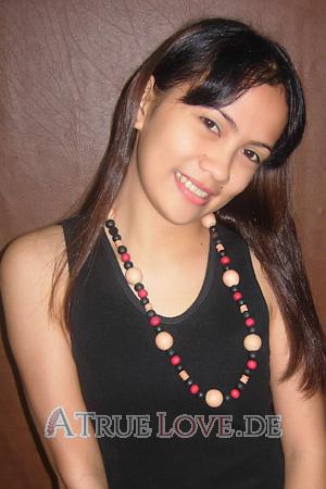 98282 - Jobelle Alter: 21 - Philippinen