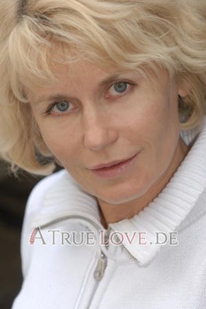 99942 - Elena Alter: 49 - Ukraine